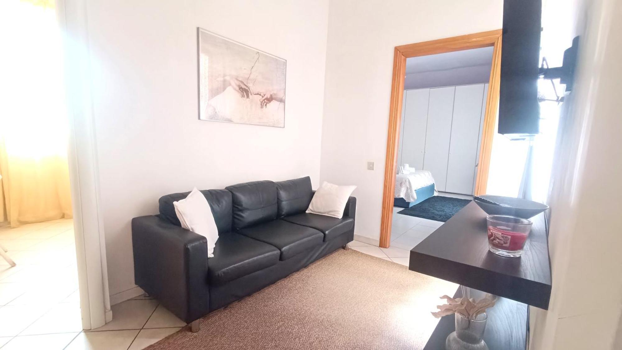 Lovely 5 Min Walk To Saint Peter Basilica Apartment *